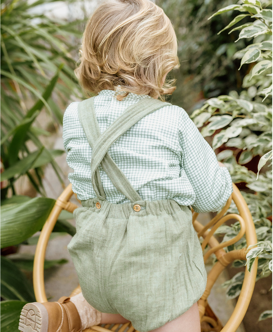 Dewdrop Suspender Set