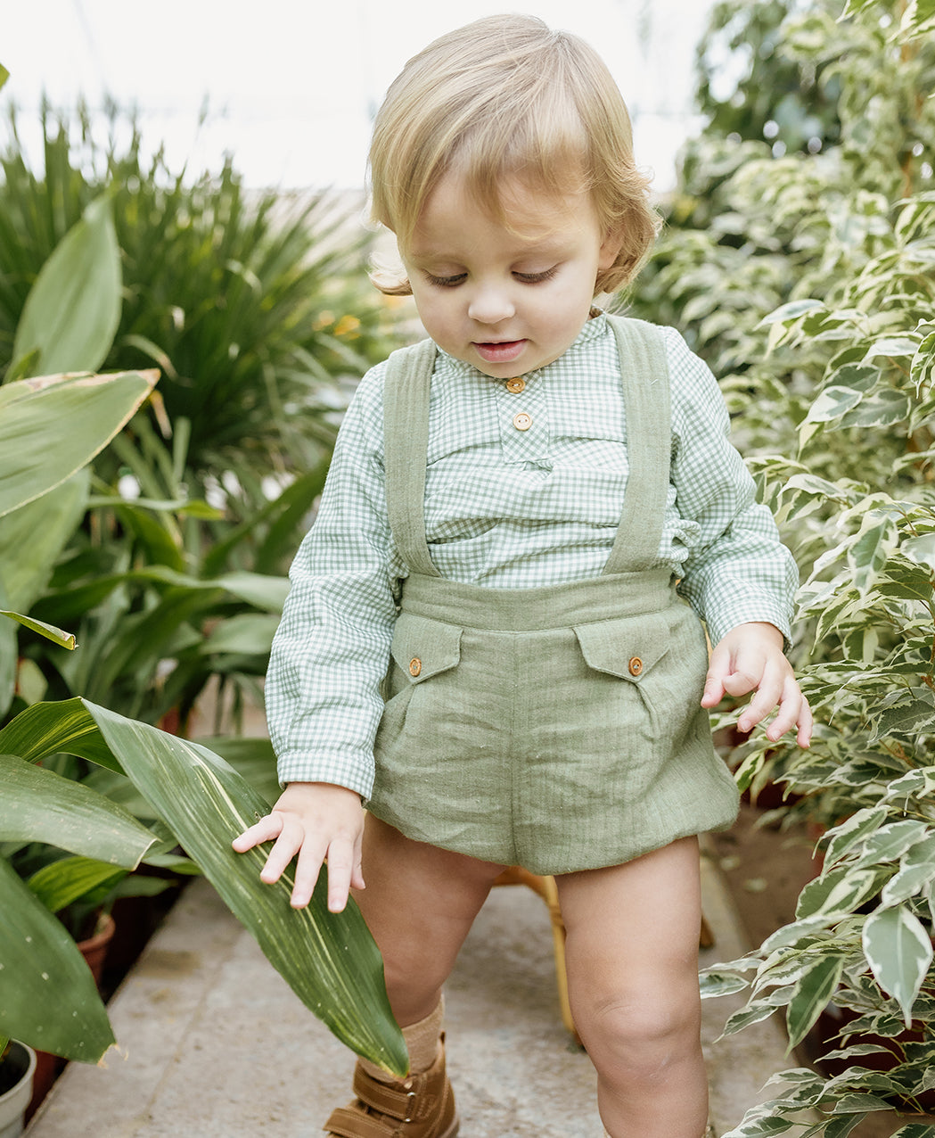 Dewdrop Suspender Set